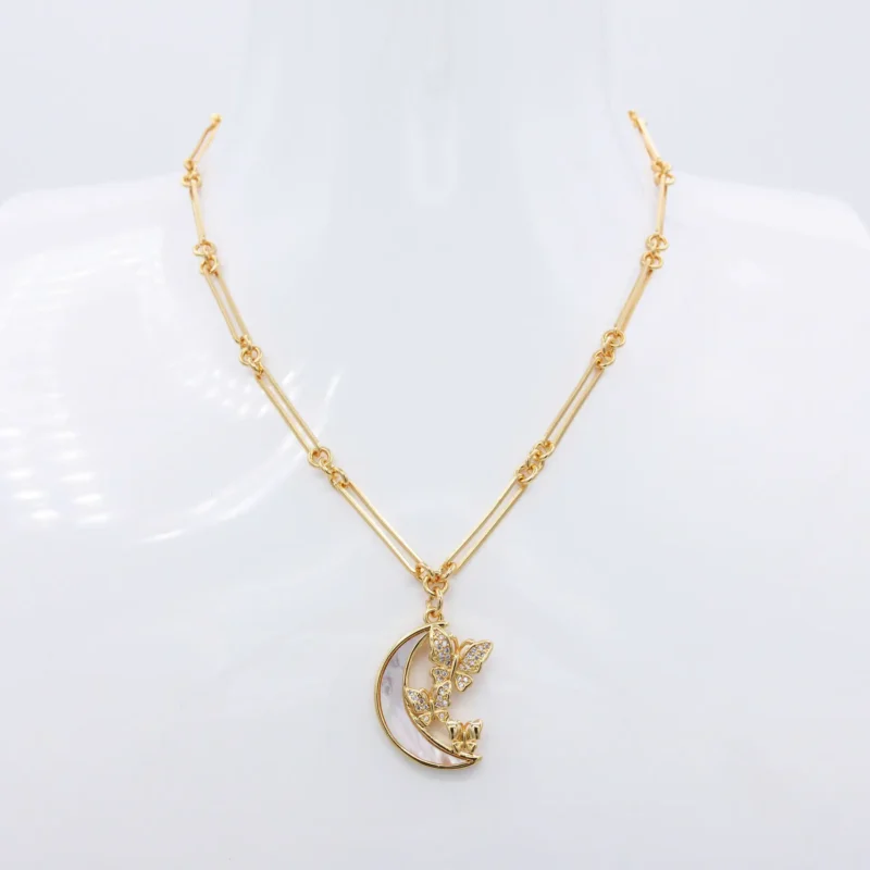 Ava Necklace