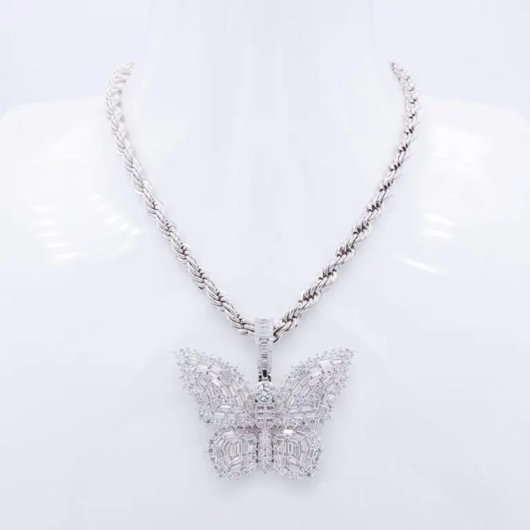 Ethereal Flutter Necklace Silver