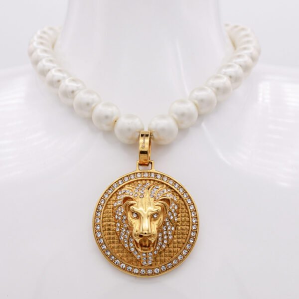 Golda Necklace