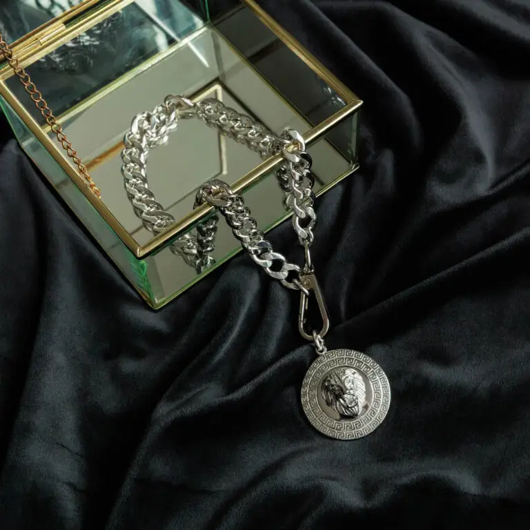 Jessica Lion Necklace Silver