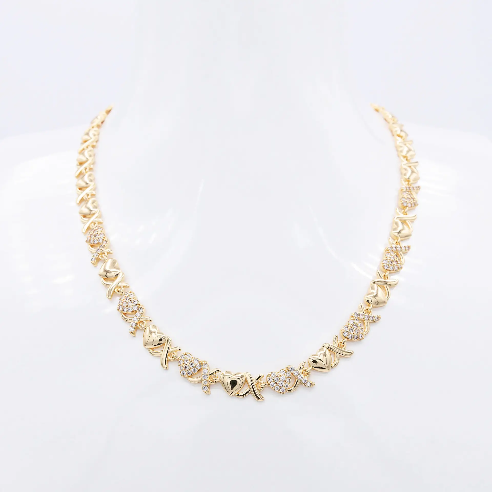Libby Necklace Gold