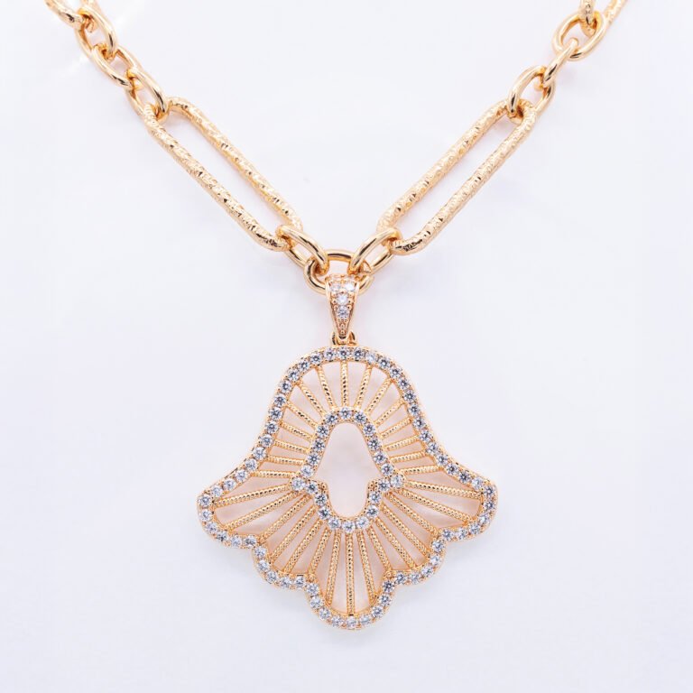 Liri Necklace Gold