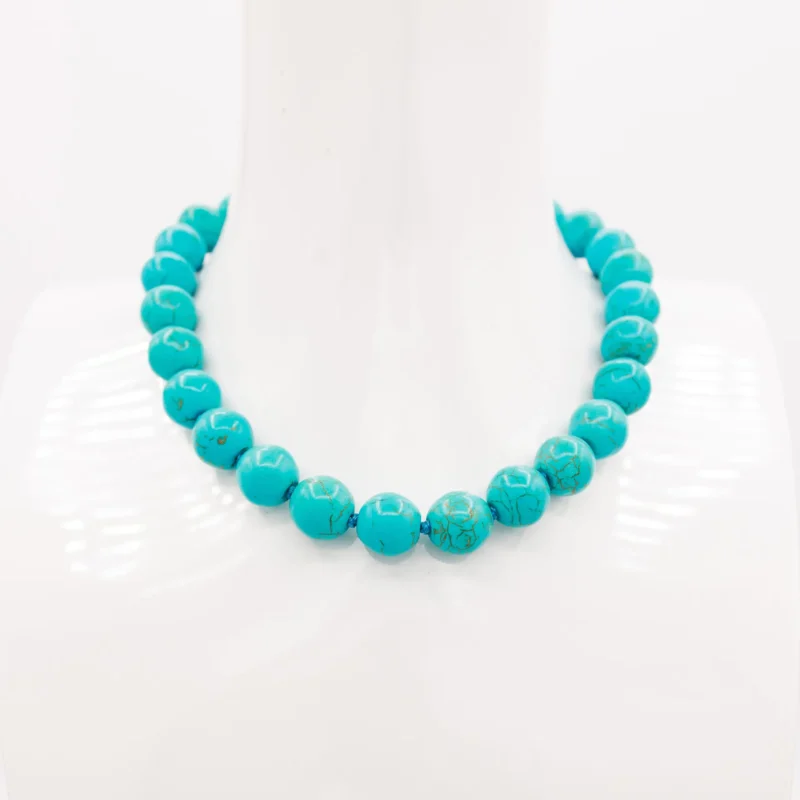 Liv Choker