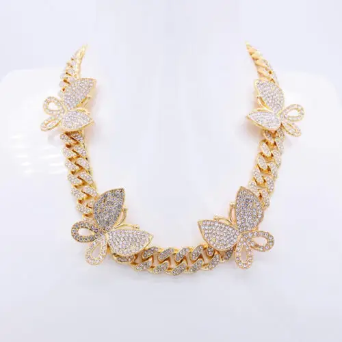 Queens Flight Necklace Gold